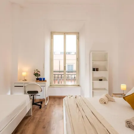 Charming In Center Appartement Rome